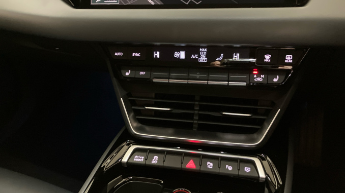 Audi e-tron GT 370kW 105kWh Quattro 4dr Auto Electric Saloon - Image 13